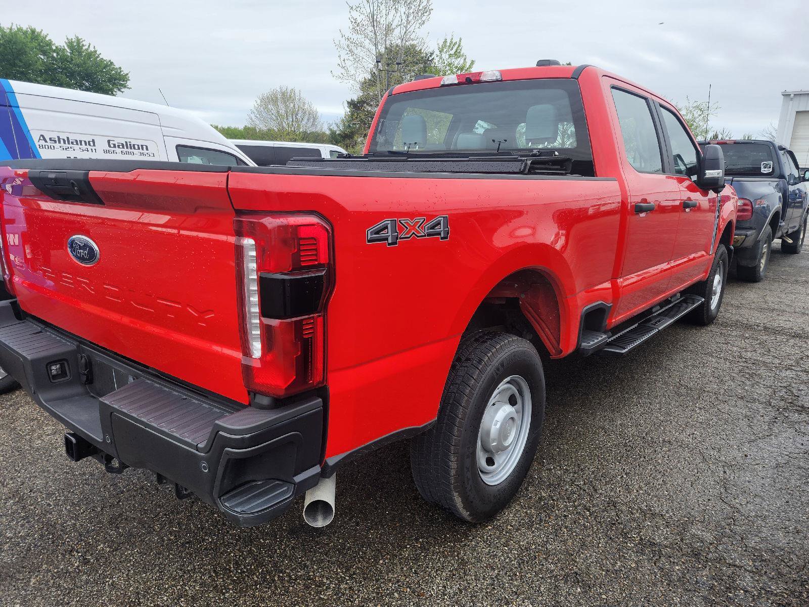 Used 2023 Ford F250 XL w/ 360-Degree Camera Package AWD/4WD image 6