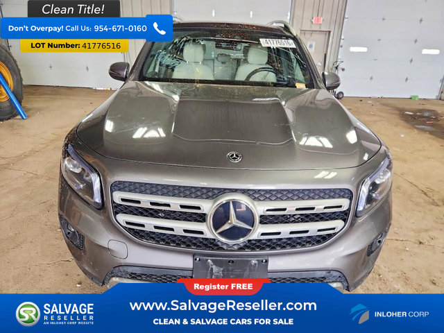 Used 2021 Mercedes-Benz GLB 250 4MATIC w/ Premium Package image 7