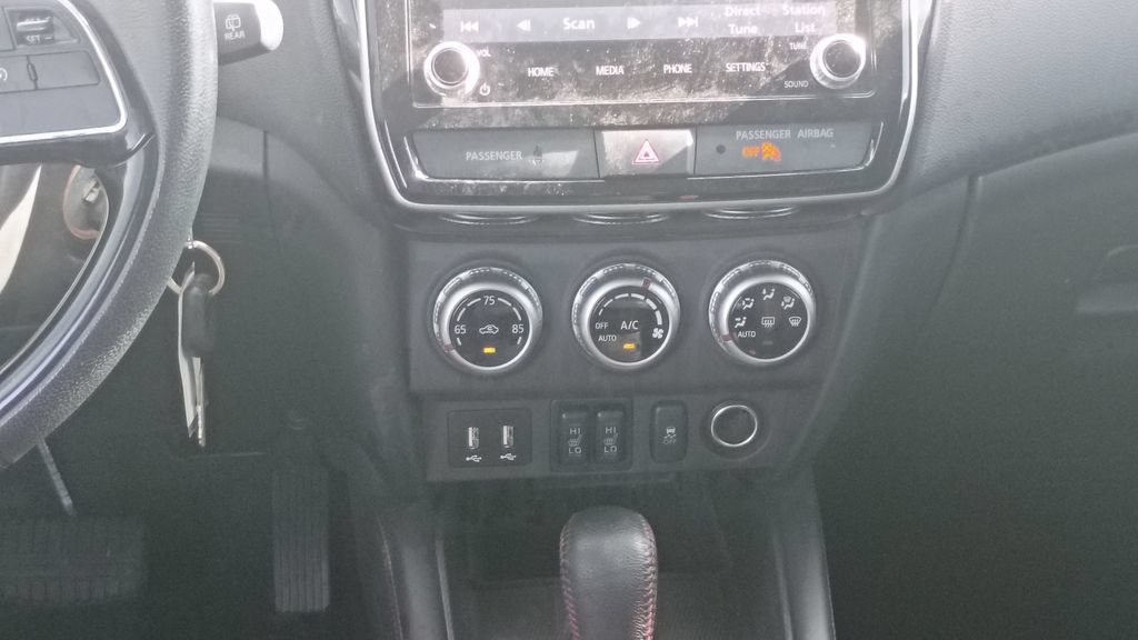 Used 2024 Mitsubishi Outlander Sport AWD image 21