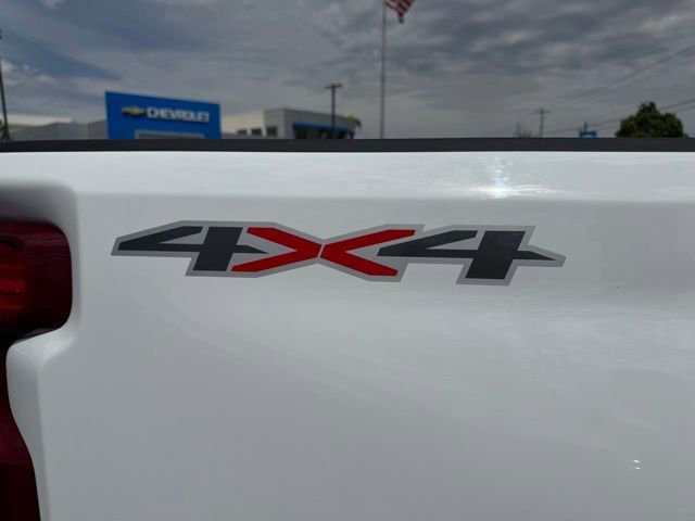 Used 2025 Chevrolet Silverado 2500 LT w/ Convenience Package AWD/4WD image 9