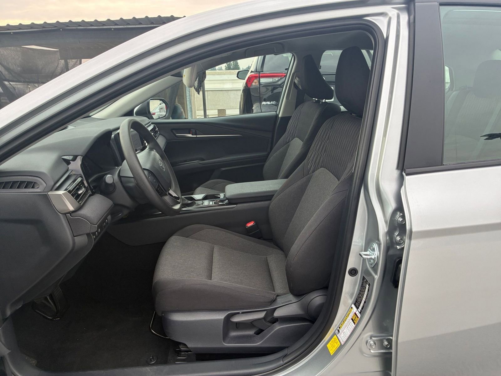 Used 2025 Toyota Camry LE image 25