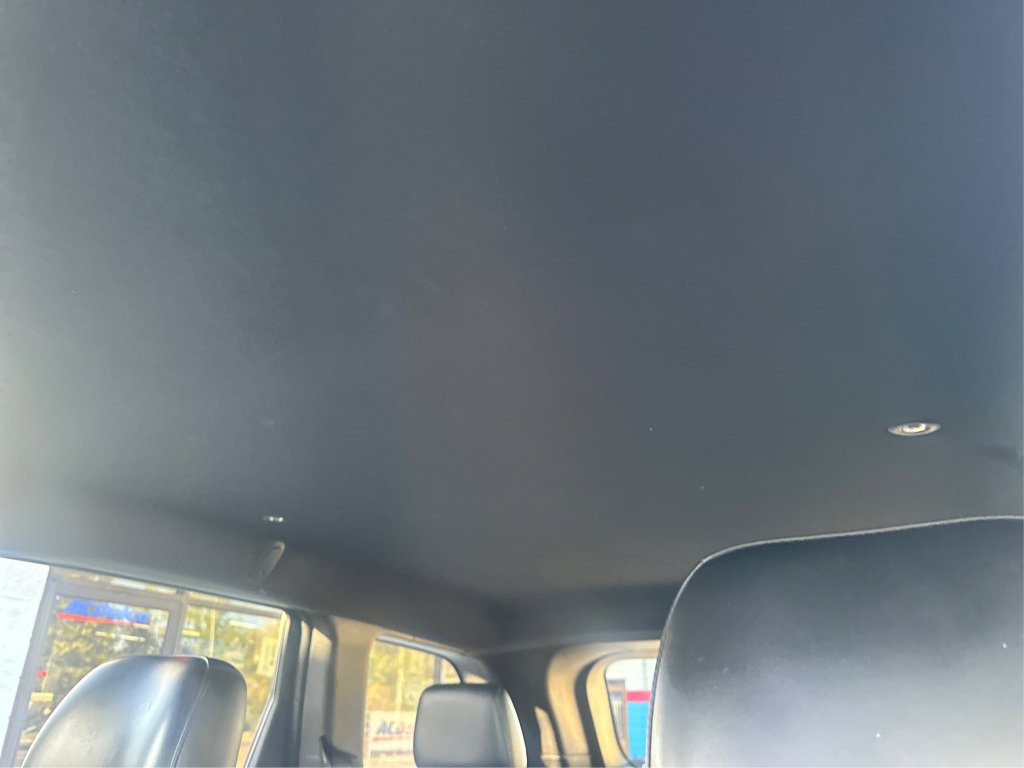 Used 2020 Jeep Grand Cherokee Altitude image 32