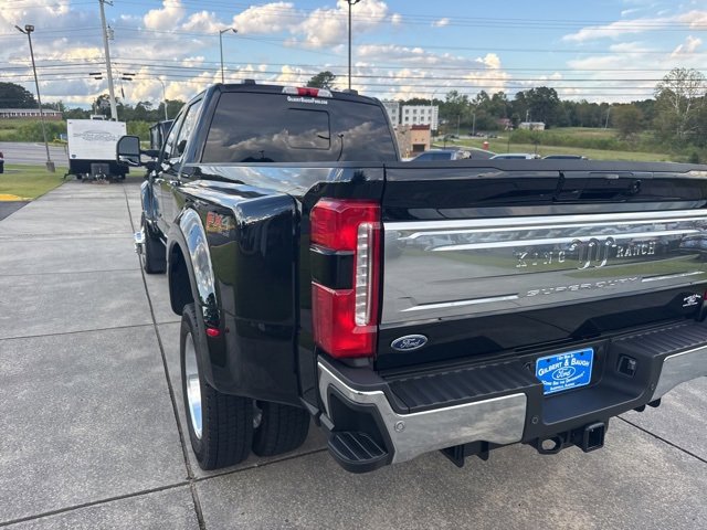 Used 2025 Ford F450 King Ranch w/ Chrome Package image 5