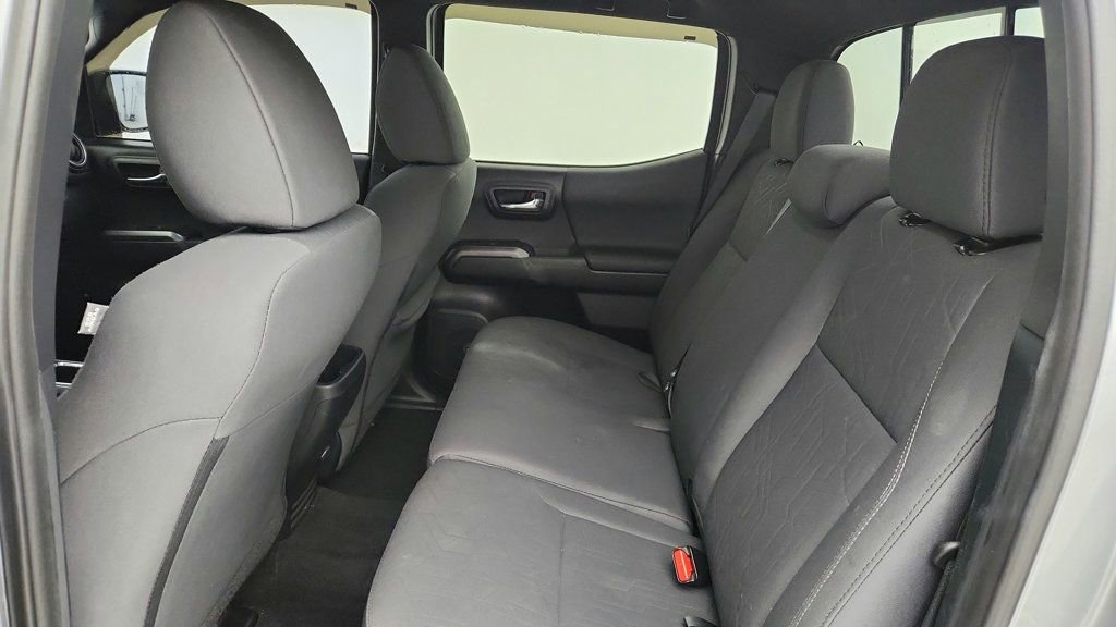 Used 2017 Toyota Tacoma TRD Sport image 20