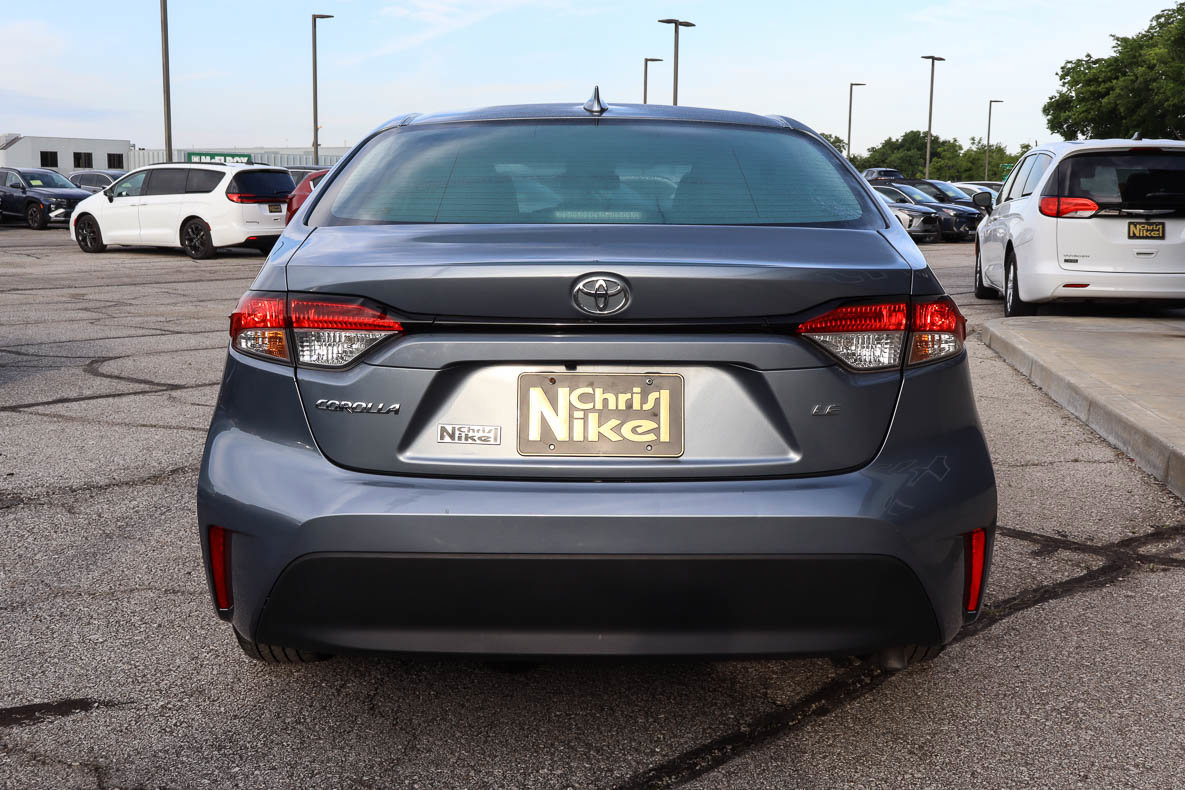 Used 2024 Toyota Corolla LE FWD image 5