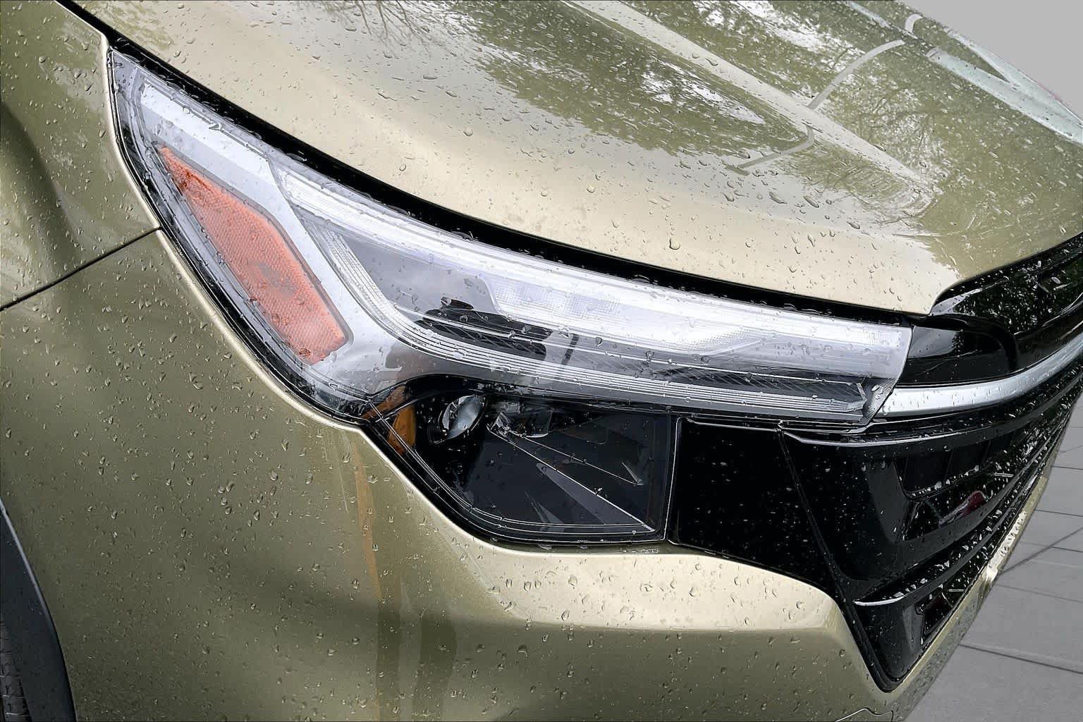 New 2026 Subaru Forester Touring AWD/4WD image 13