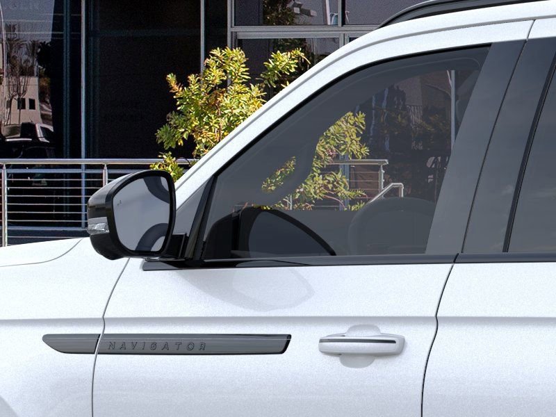 New 2026 Lincoln Navigator L Reserve AWD/4WD image 20