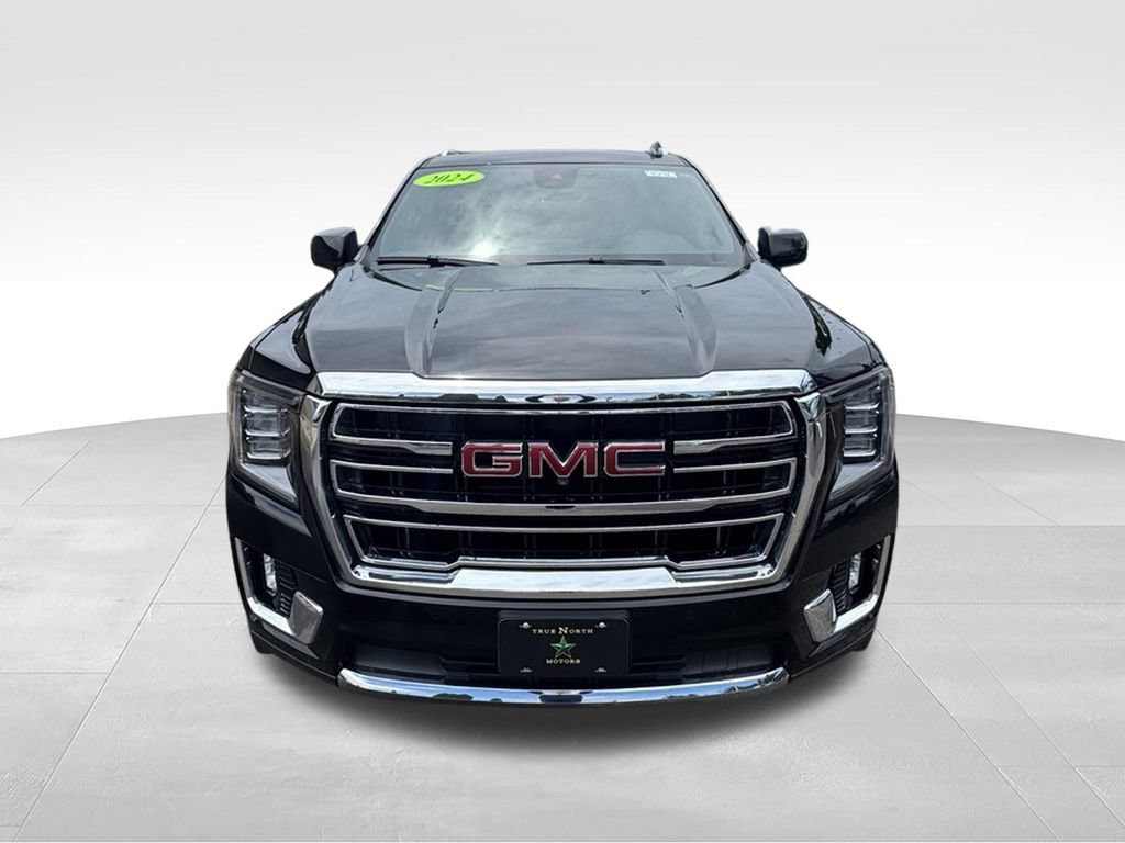 Used 2024 GMC Yukon XL SLT w/ SLT Luxury Package AWD/4WD image 4
