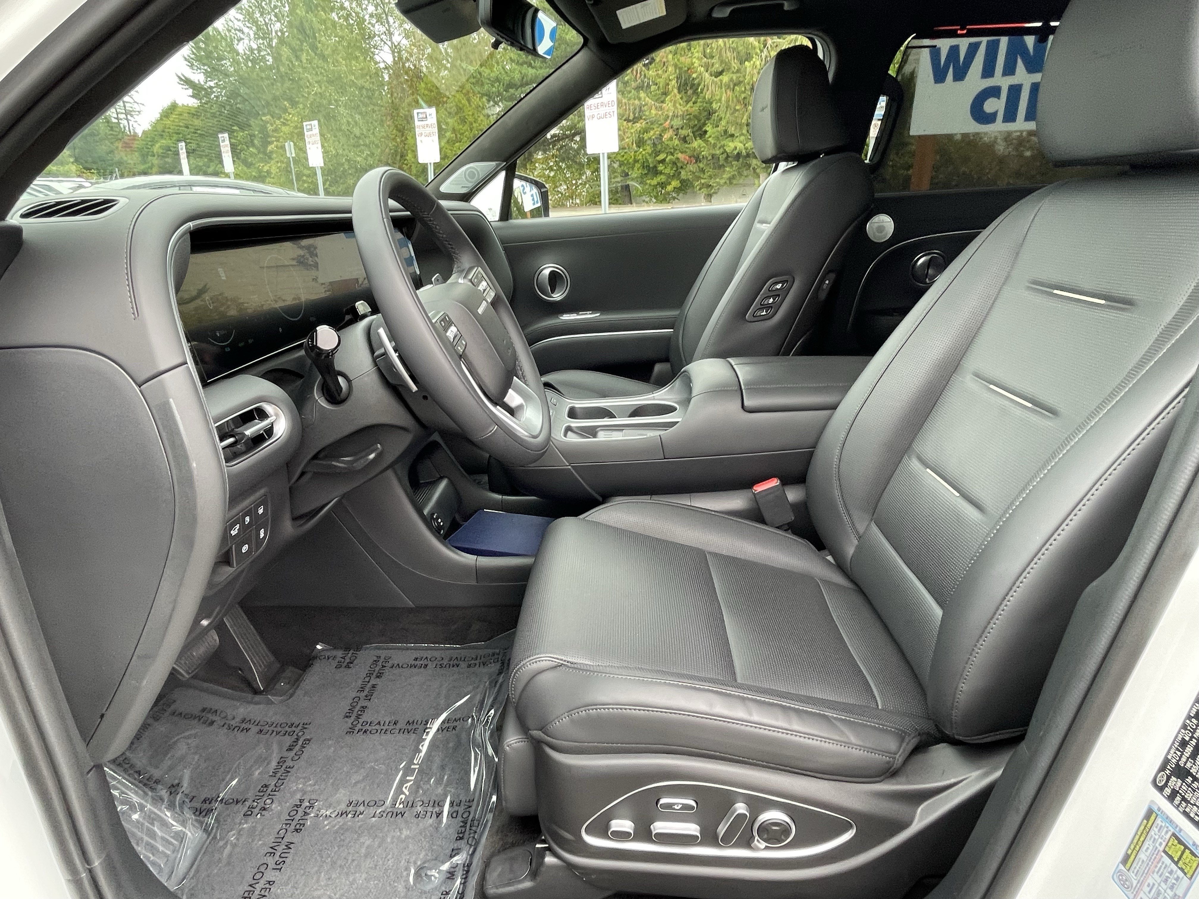 Used 2026 Hyundai Palisade Calligraphy AWD/4WD image 11