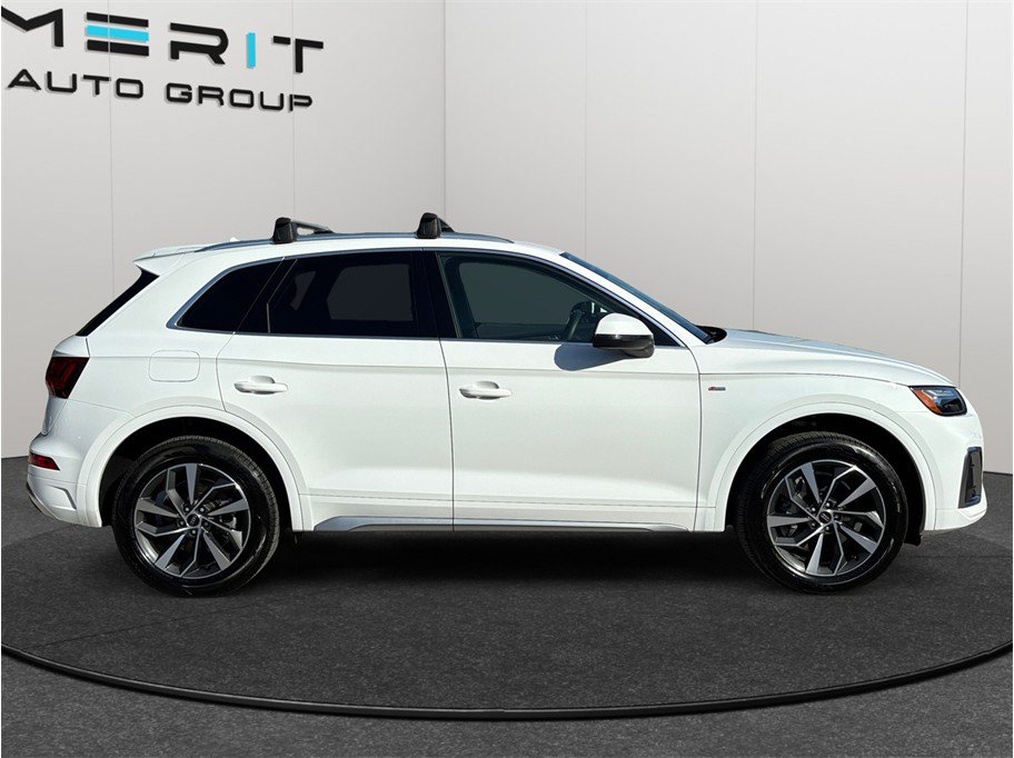 Used 2024 Audi Q5 2.0T Premium Plus w/ S Line AWD/4WD image 10