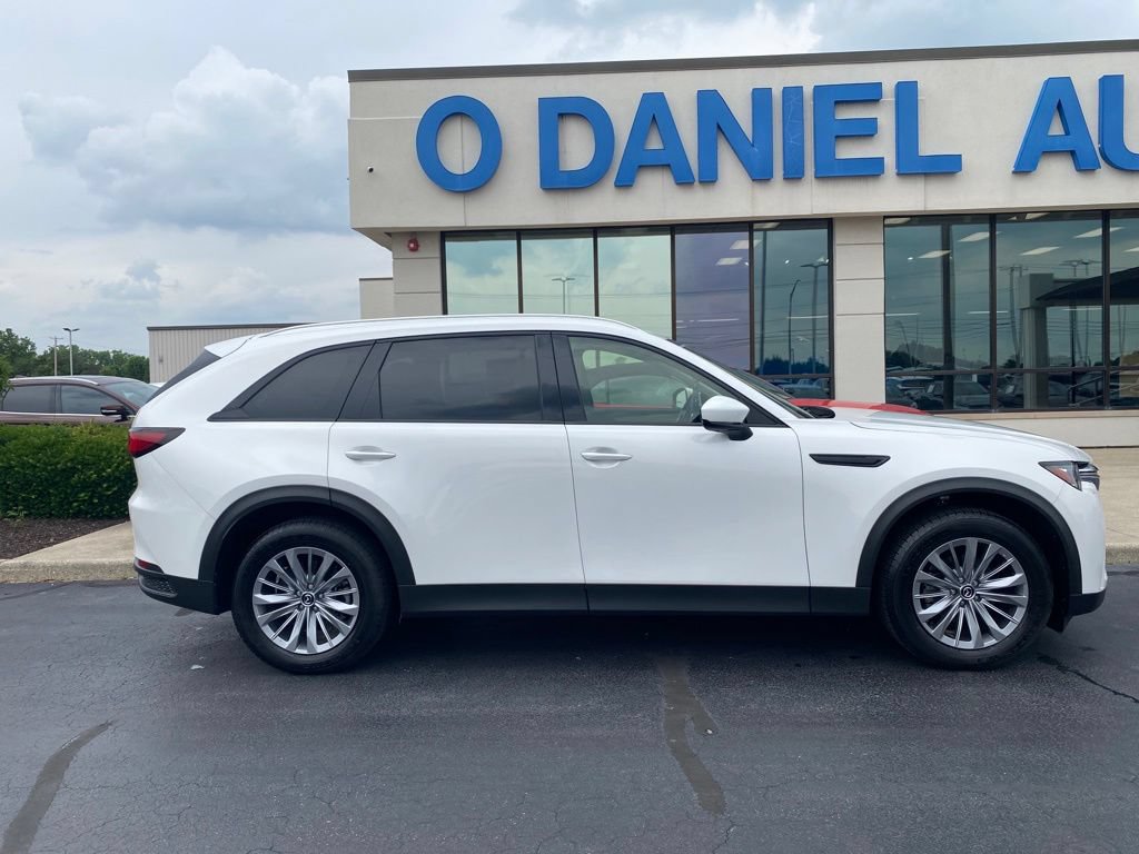 Certified 2024 MAZDA CX-90 3.3 Turbo w/ Preferred Plus AWD/4WD image 2