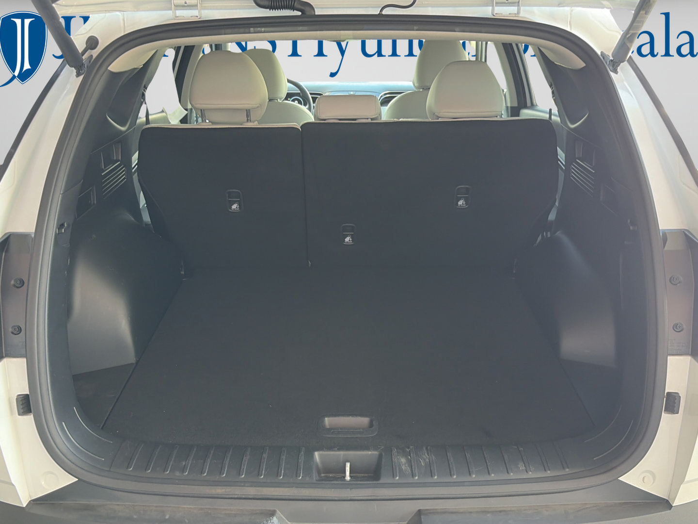 Certified 2022 Hyundai Tucson Limited AWD/4WD image 9