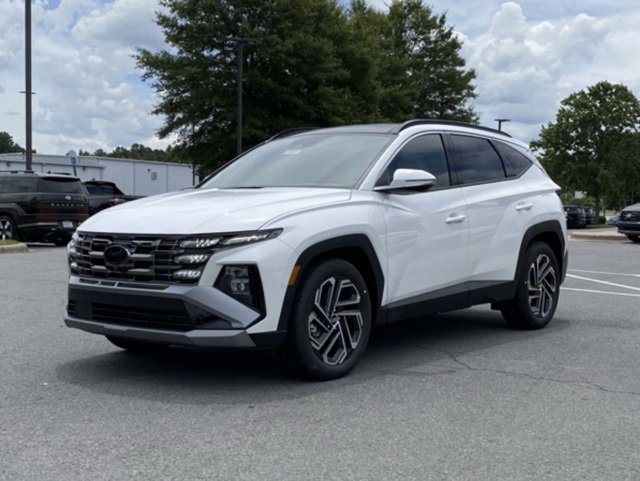 New 2025 Hyundai Tucson SE image 4