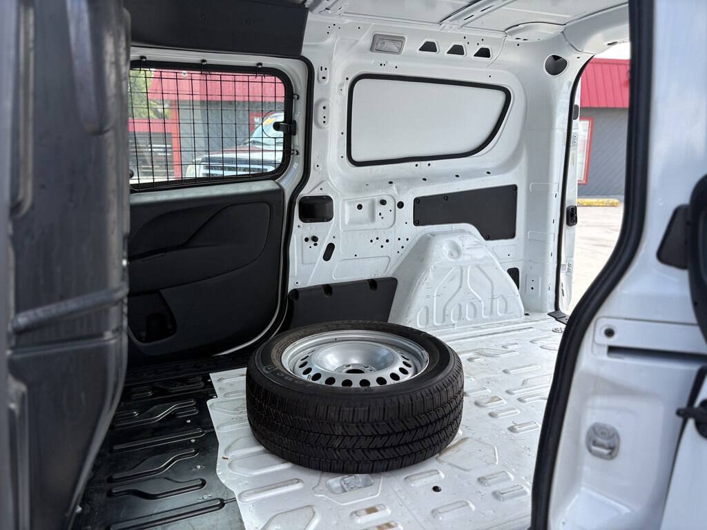 Used 2022 RAM ProMaster City Tradesman FWD image 17