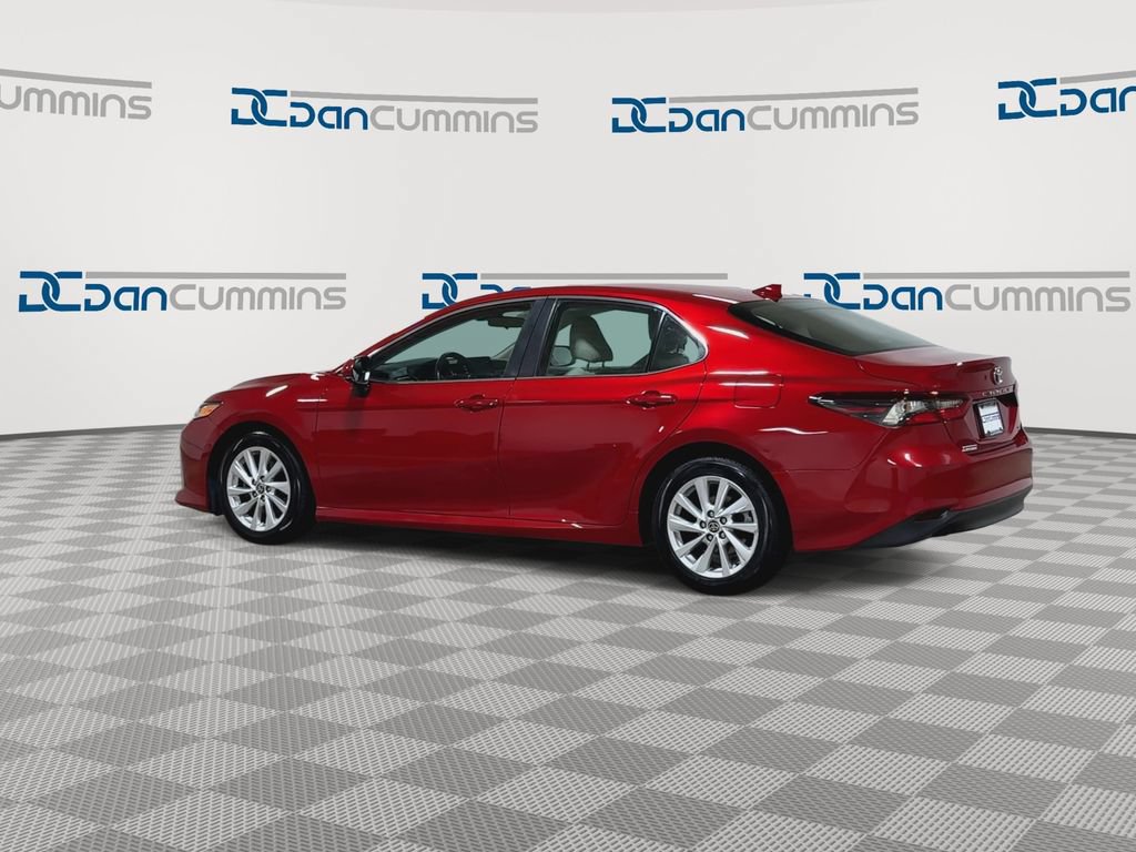 Used 2023 Toyota Camry LE FWD image 7
