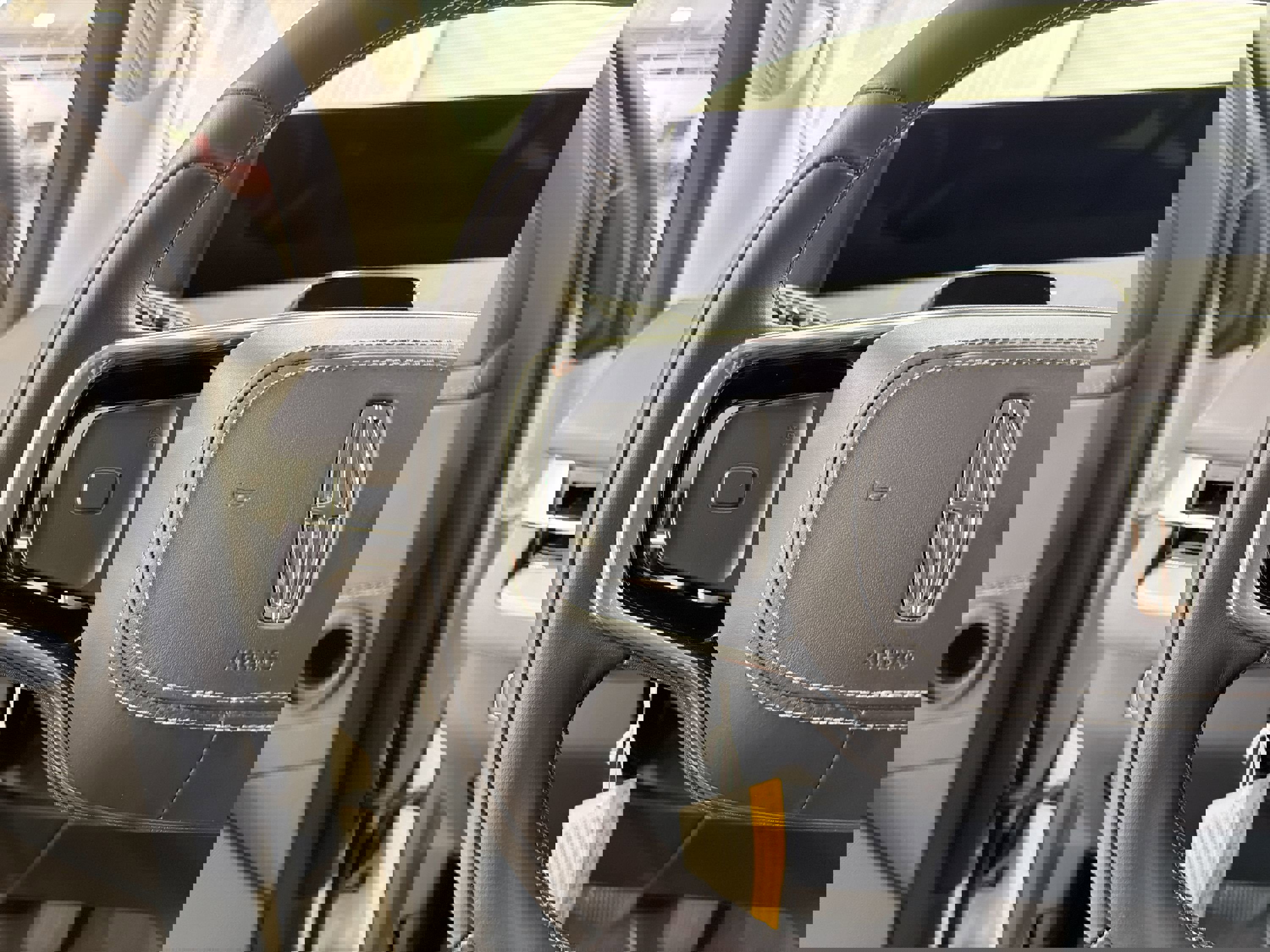 New 2026 Lincoln Navigator Premiere image 14