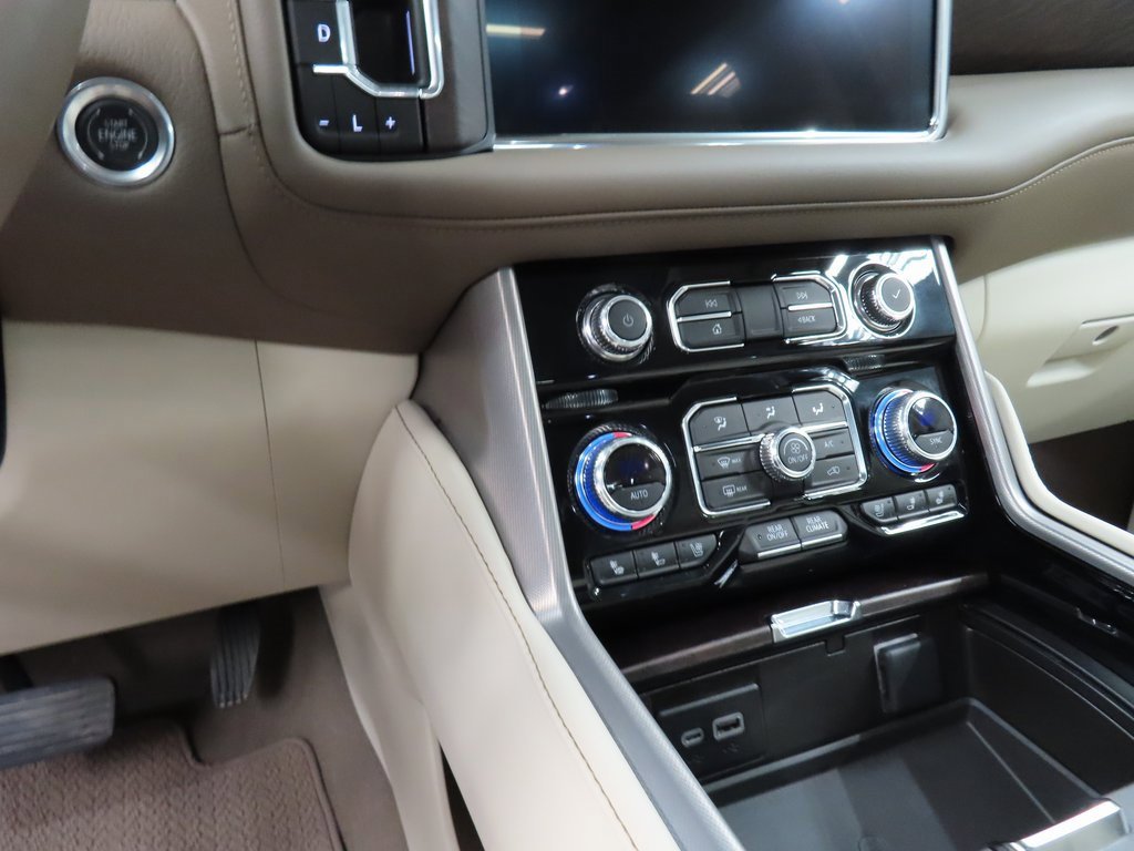 Used 2024 GMC Yukon XL Denali image 60