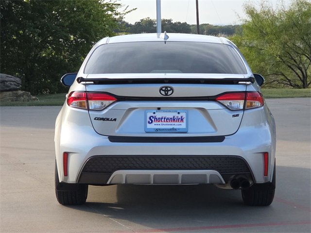 Used 2022 Toyota Corolla SE image 7