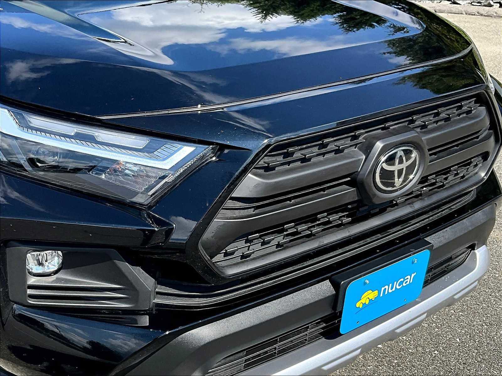 Used 2024 Toyota RAV4 Adventure image 32