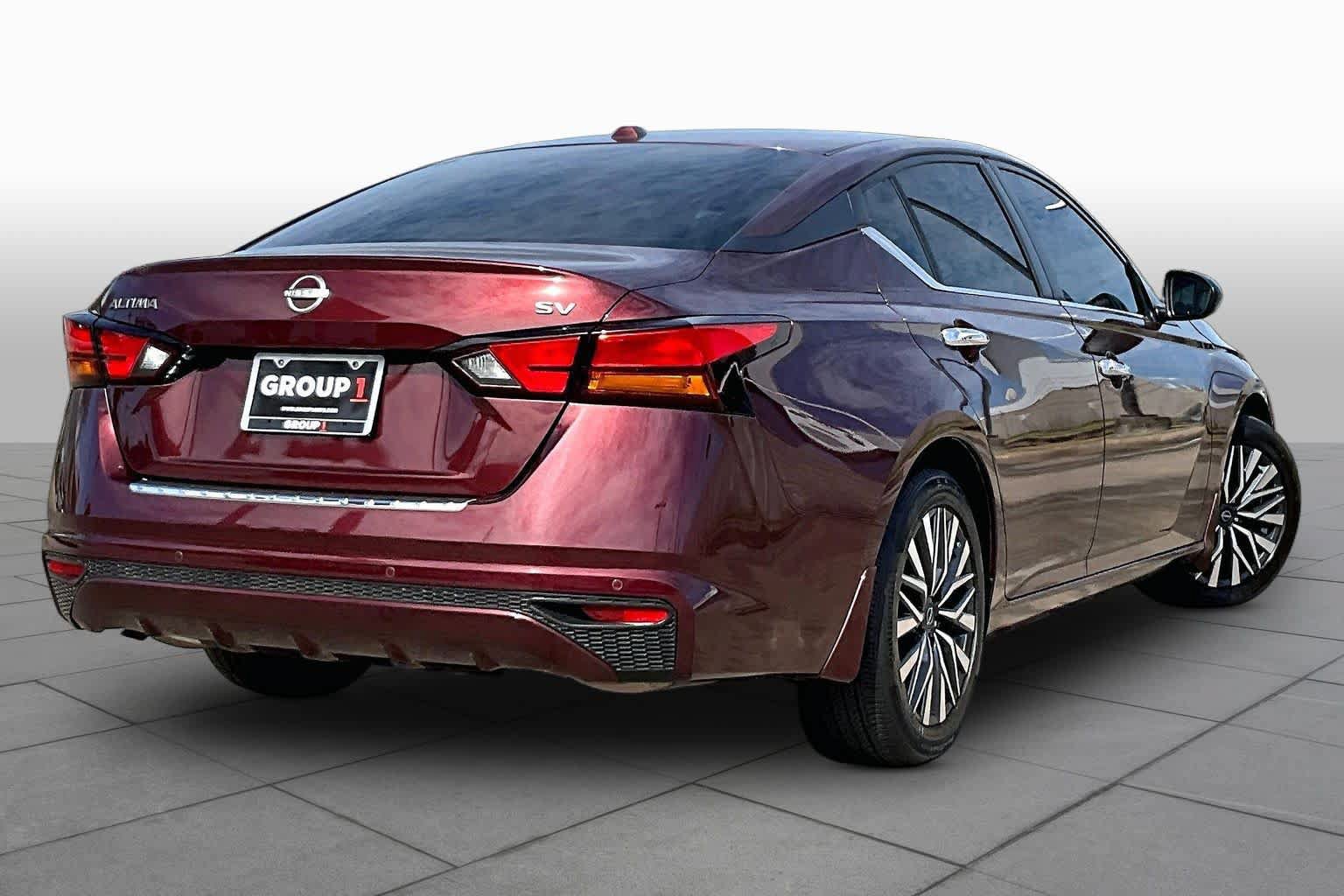 Certified 2023 Nissan Altima 2.5 SV FWD image 13