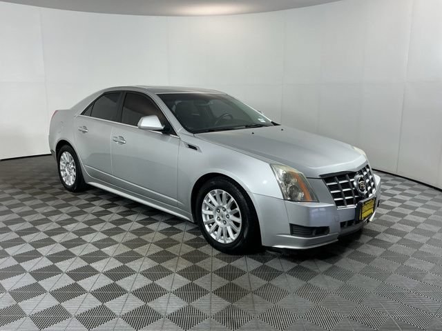 Used 2013 Cadillac CTS Luxury RWD image 3