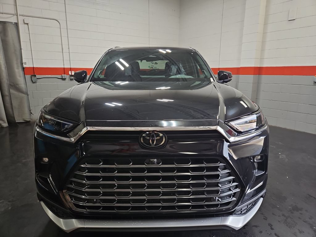 New 2026 Toyota Grand Highlander AWD Hybrid image 2