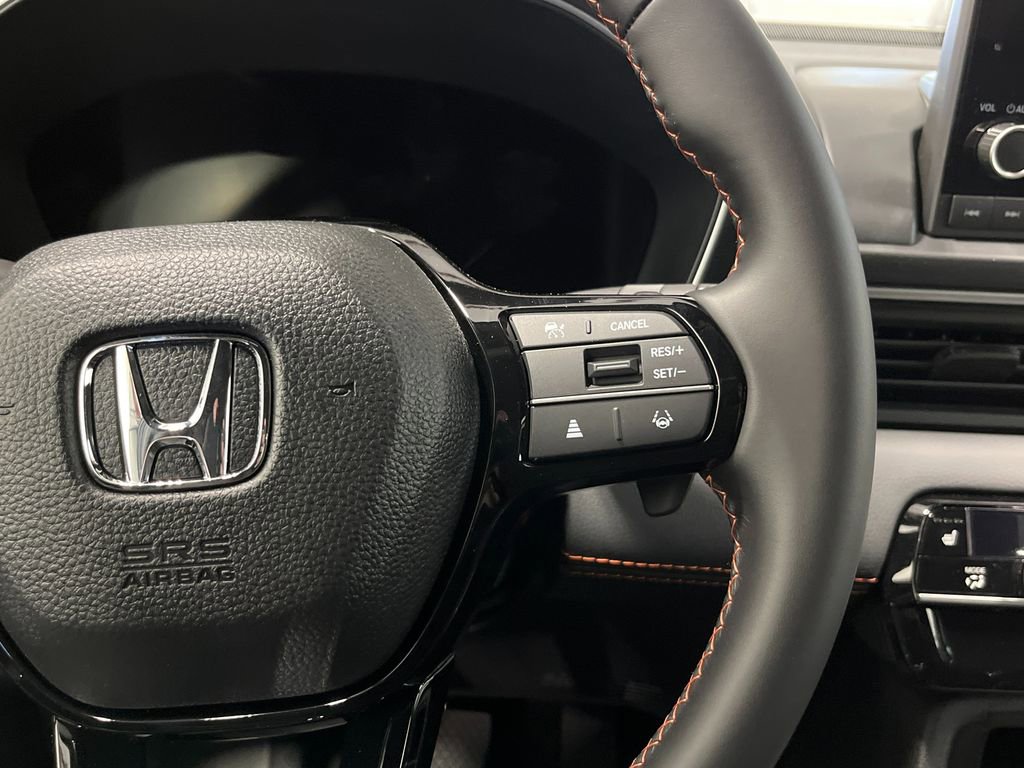 New 2025 Honda Pilot Sport image 17