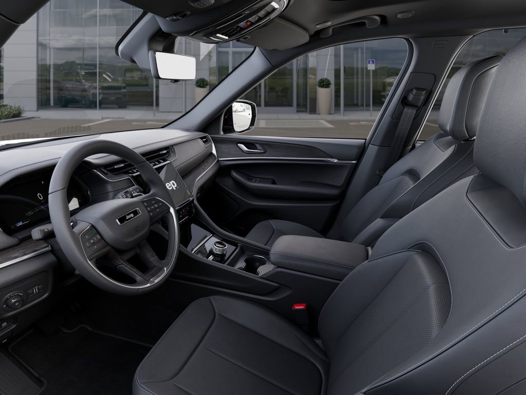 New 2025 Jeep Grand Cherokee Limited w/ Luxury Tech Group II image 25