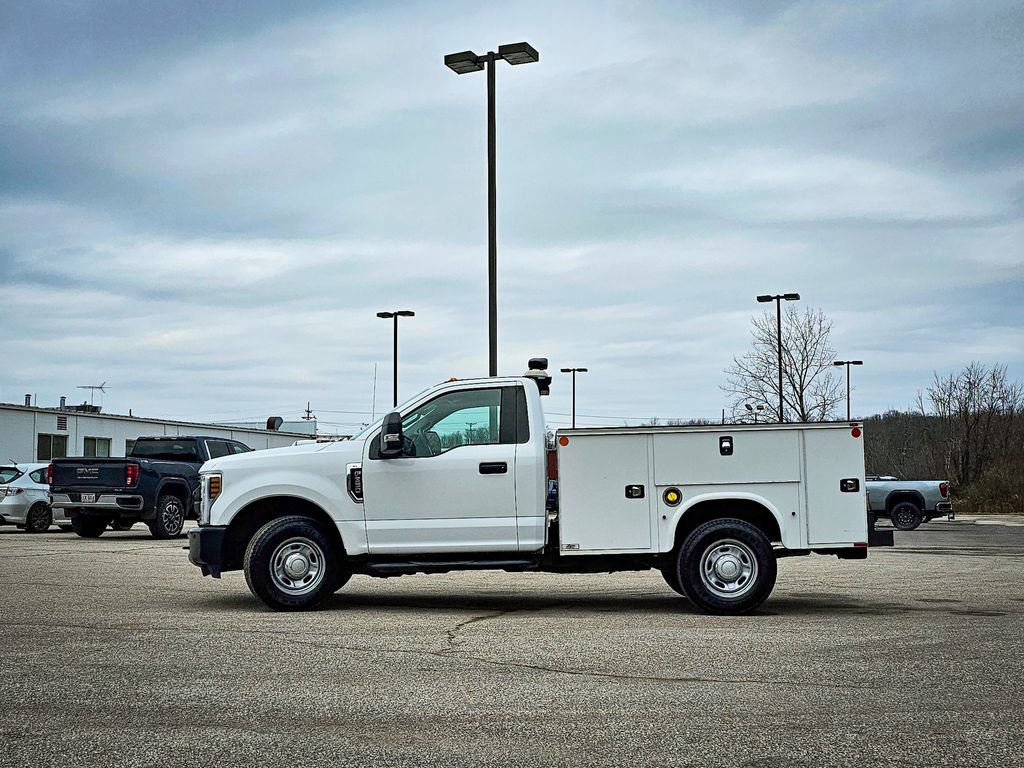 Used 2019 Ford F350 XL w/ Power Equipment Group image 7