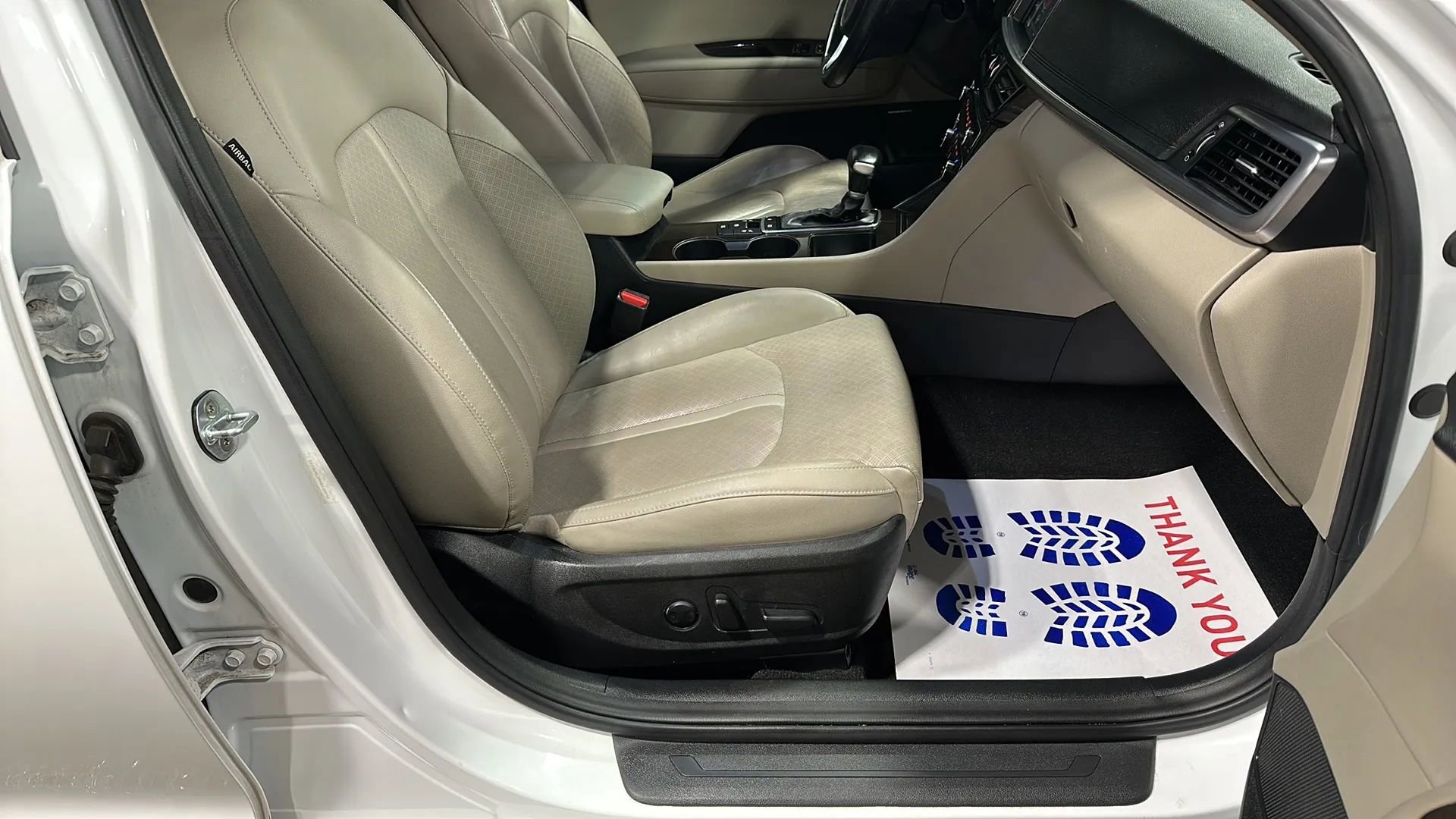 Used 2017 Kia Optima EX w/ Premium Package FWD image 16