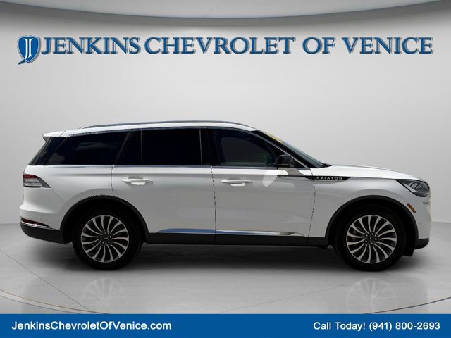 Used 2023 Lincoln Aviator Reserve w/ Equipment Group 201A AWD/4WD image 3