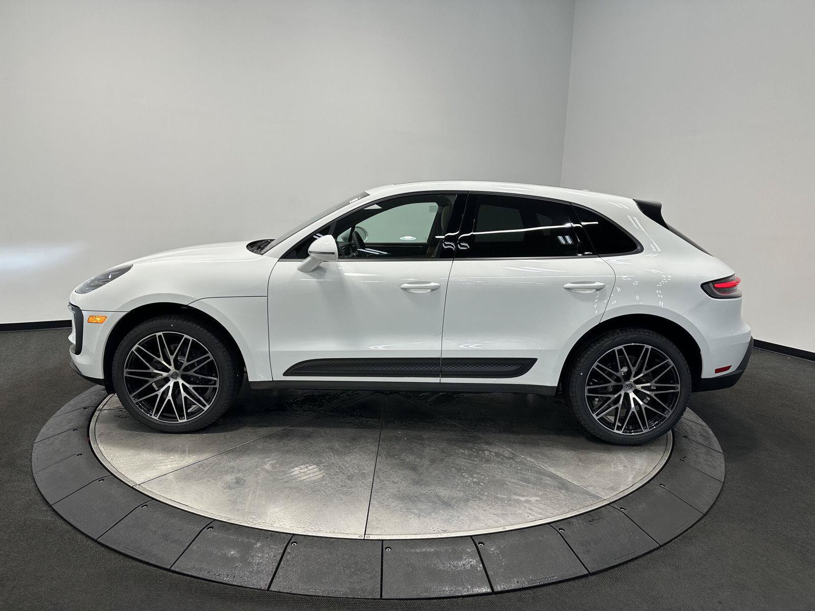 New 2026 Porsche Macan AWD/4WD image 2