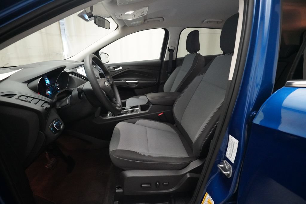 Used 2019 Ford Escape SE FWD image 7