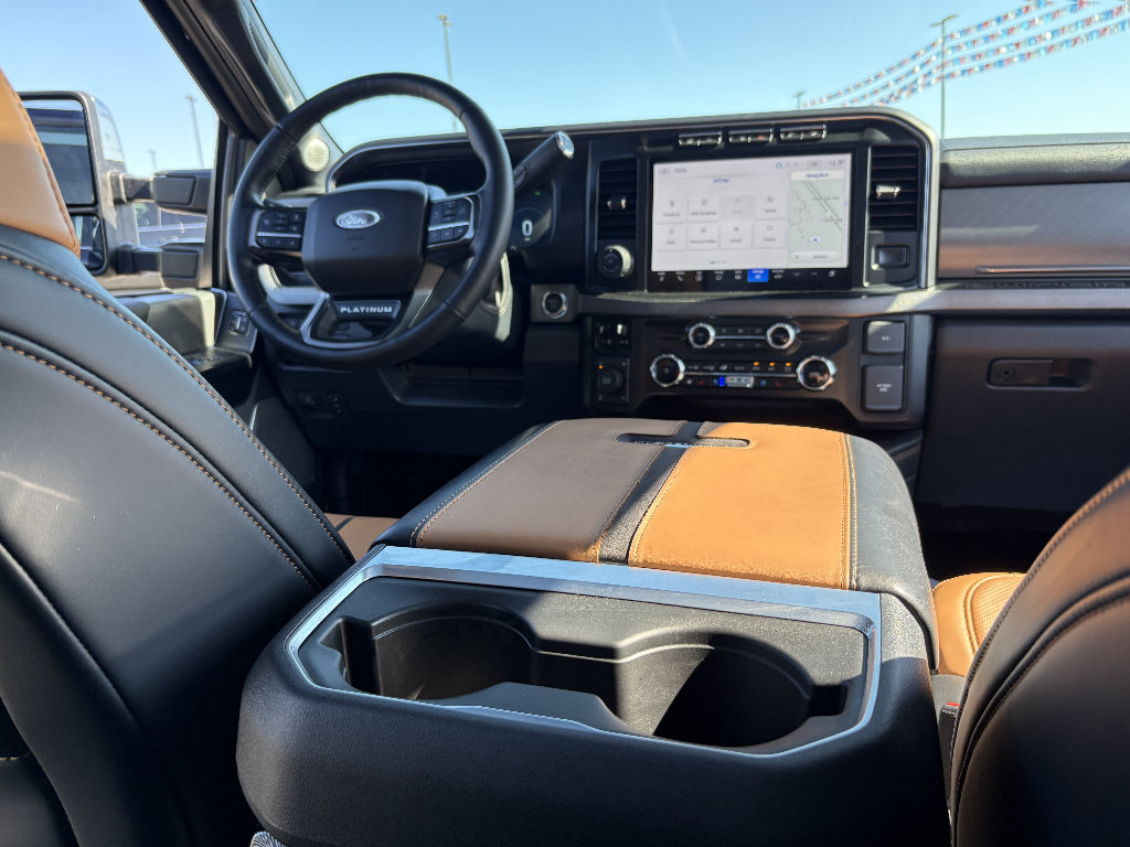 Used 2024 Ford F250 Platinum w/ FX4 Off-Road Package AWD/4WD image 25