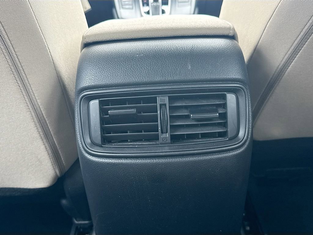 Used 2018 Honda CR-V LX image 29