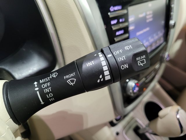 Used 2017 Nissan Murano Platinum image 45