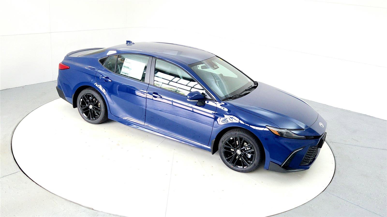 New 2026 Toyota Camry SE image 15