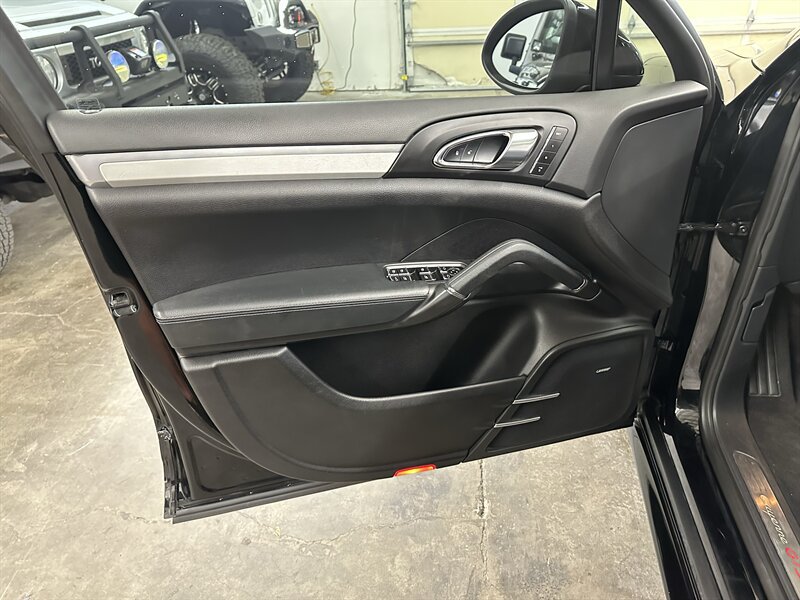 Used 2013 Porsche Cayenne GTS AWD/4WD image 24
