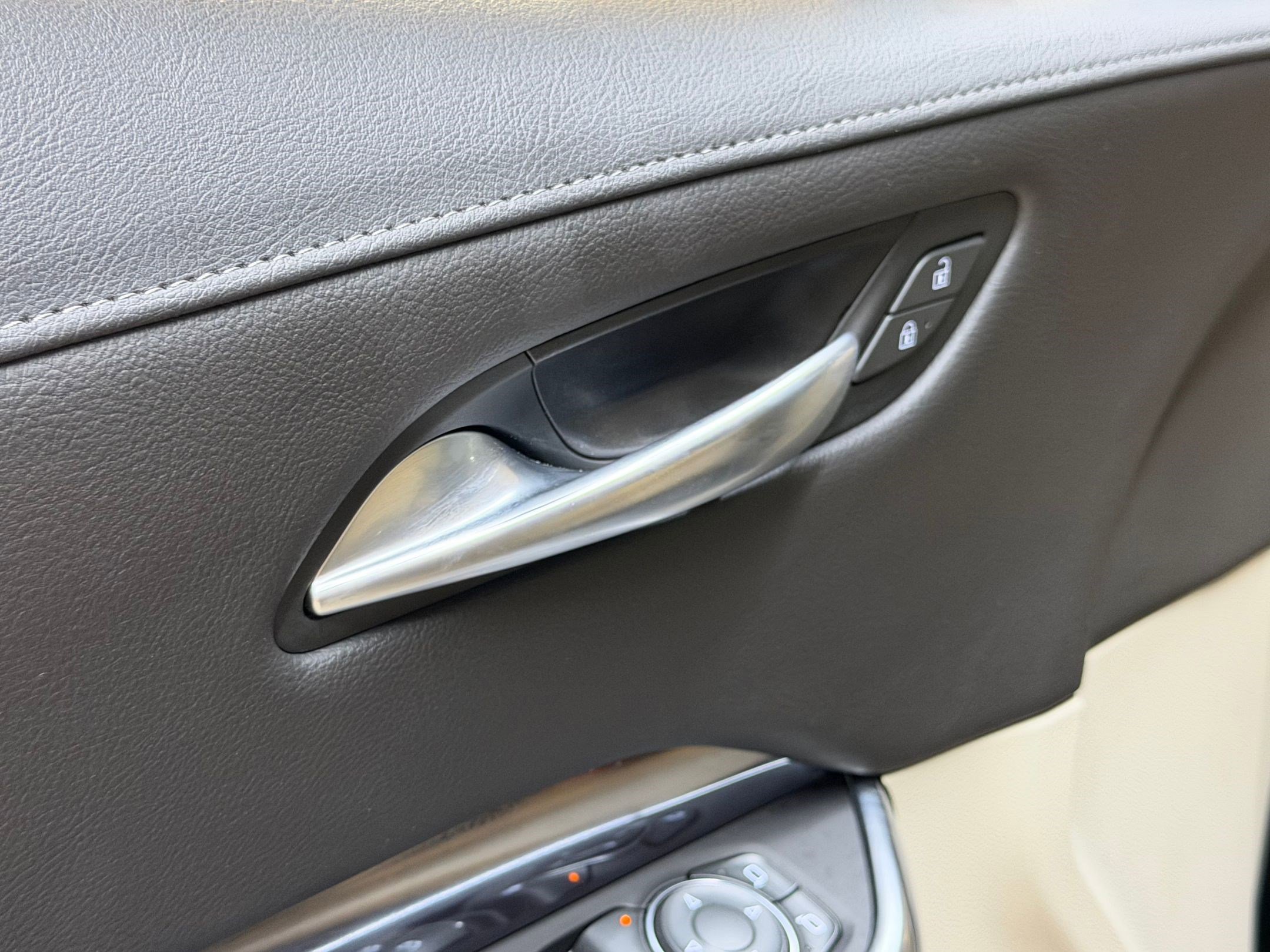 Used 2023 Cadillac XT4 Luxury FWD image 23