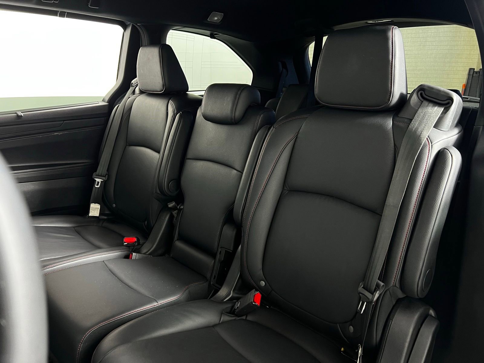 Used 2025 Honda Odyssey Sport-L image 23