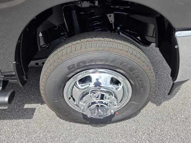 New 2026 RAM 3500 Tradesman AWD/4WD image 11