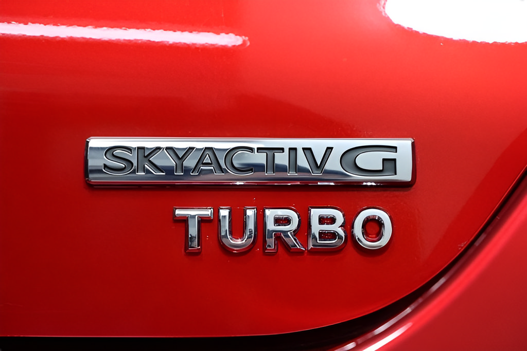 New 2025 MAZDA MAZDA3 2.5 Turbo Sedan w/Premium Plus AWD/4WD image 11