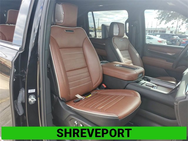 Used 2024 GMC Yukon XL Denali Ultimate image 29