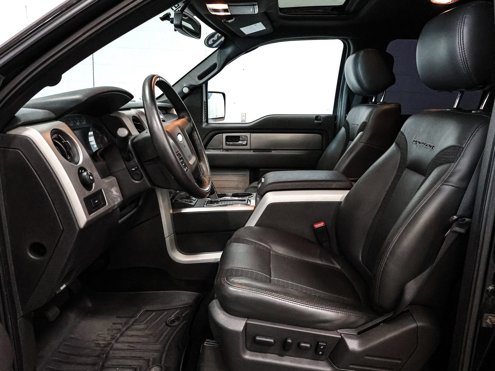 Used 2013 Ford F150 Raptor w/ Luxury Equipment Group AWD/4WD image 23