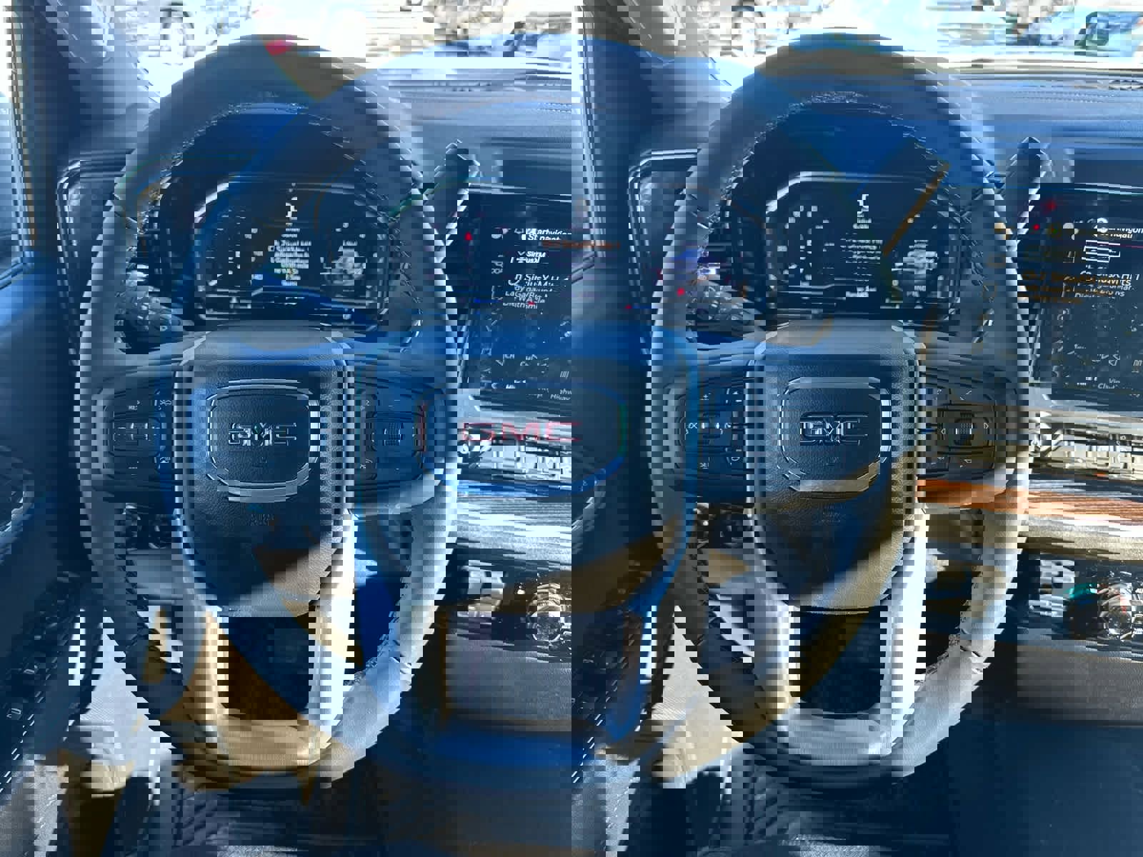 New 2025 GMC Sierra 1500 SLE w/ Preferred Package image 28