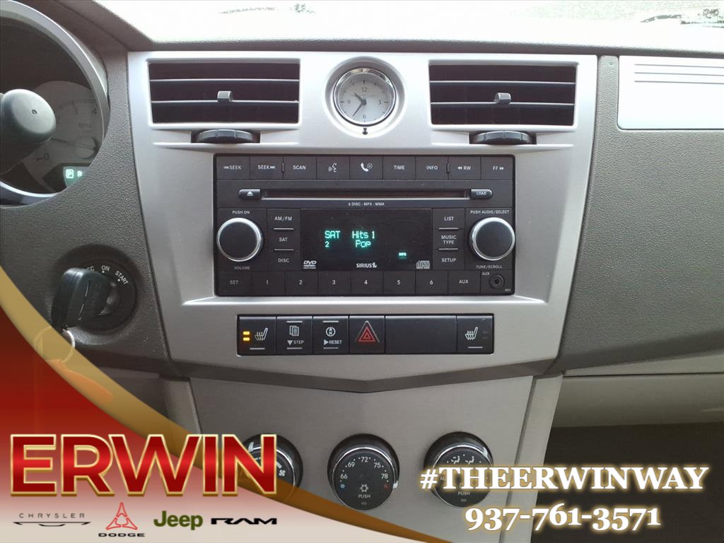 Used 2009 Chrysler Sebring Touring w/ Special Touring Group image 18