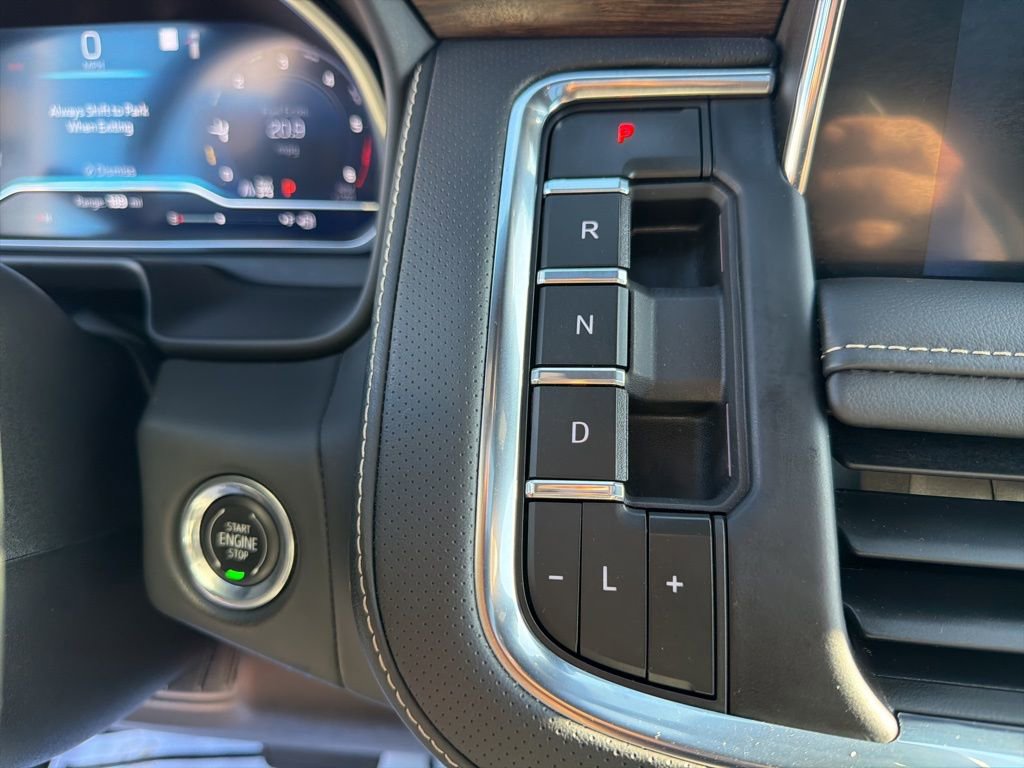 Certified 2023 Chevrolet Tahoe Premier AWD/4WD image 32