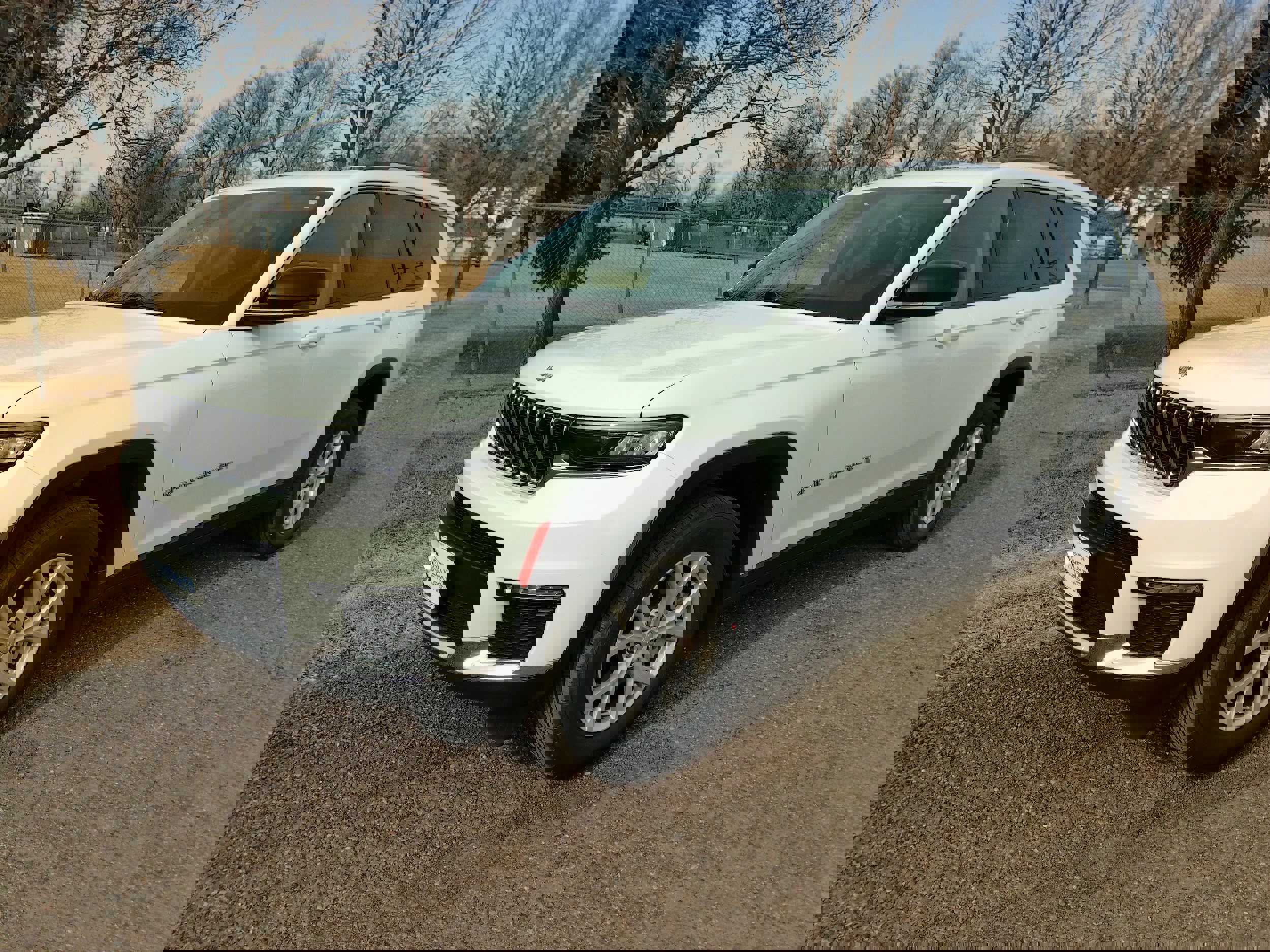 Used 2022 Jeep Grand Cherokee L Limited image 1