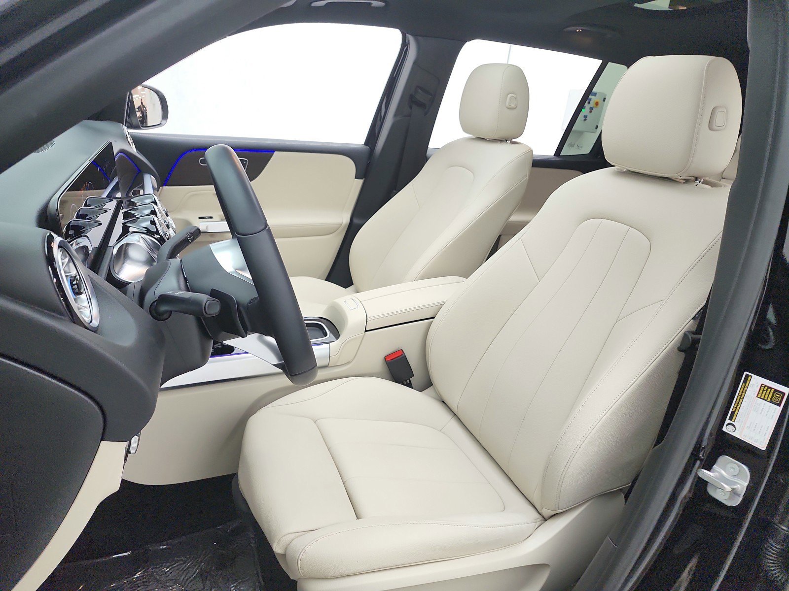 Certified 2025 Mercedes-Benz GLB 250 GLB 250 SUV image 10