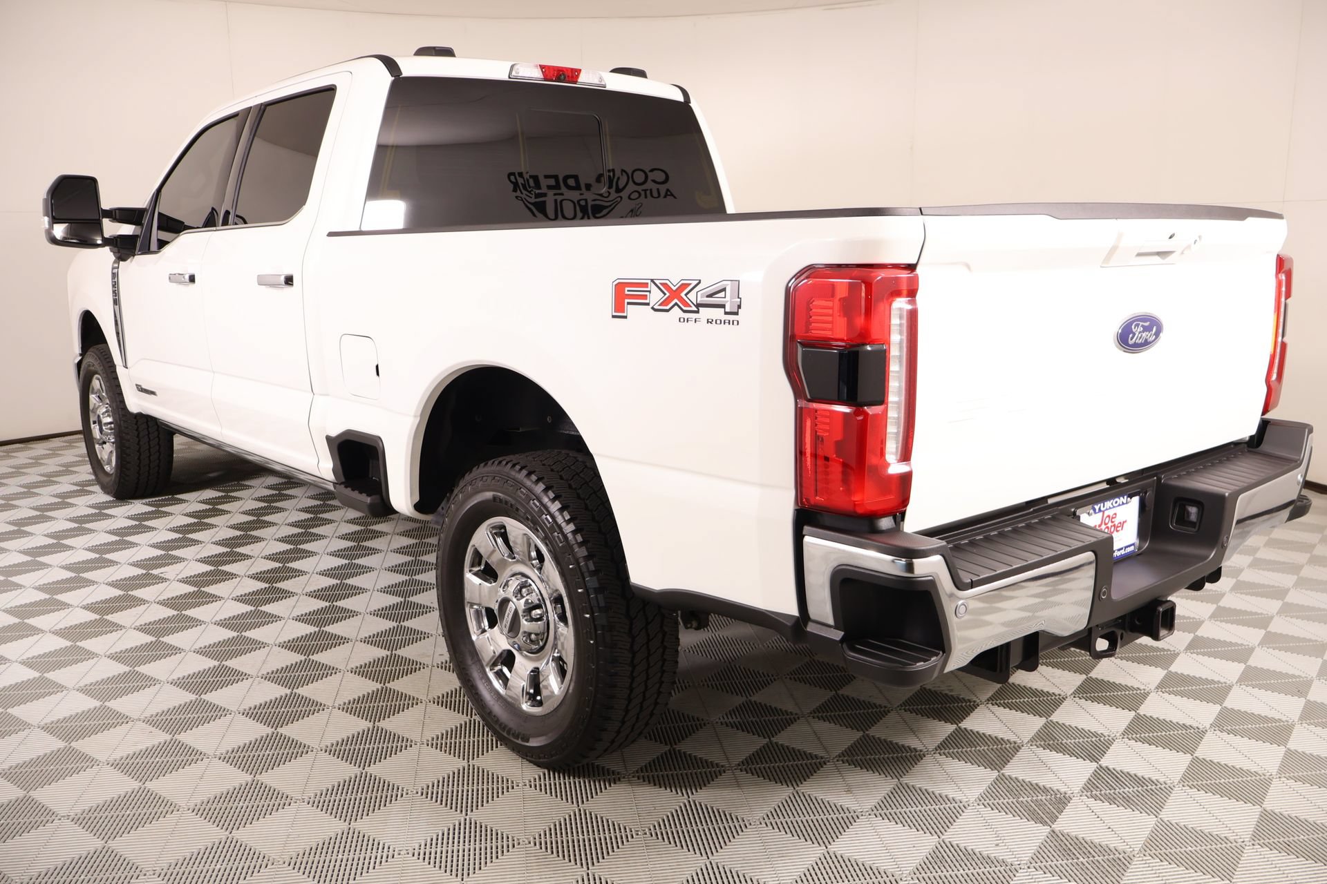 Used 2025 Ford F250 Lariat w/ Lariat Ultimate Package AWD/4WD image 25